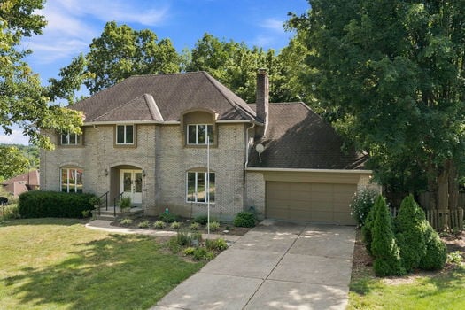 1-web-or-mls-4427 Bromyard Ave