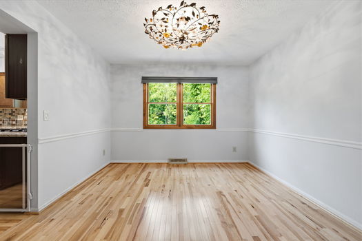 11-web-or-mls-9667 Timbermill Ct-11