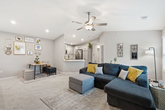 12-web-or-mls-588 Foxhill Dr-12