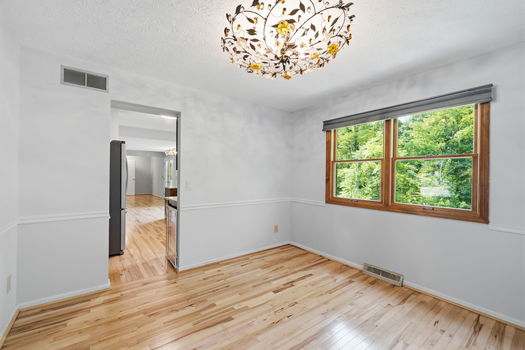 12-web-or-mls-9667 Timbermill Ct-12