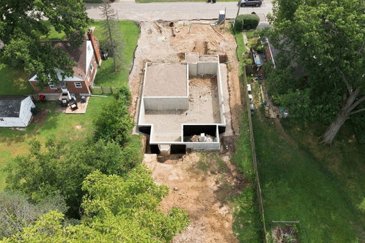 15-web-or-mls-9689 West Ave-15