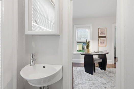 16-web-or-mls-6733 Buckingham Pl (16 of 50)