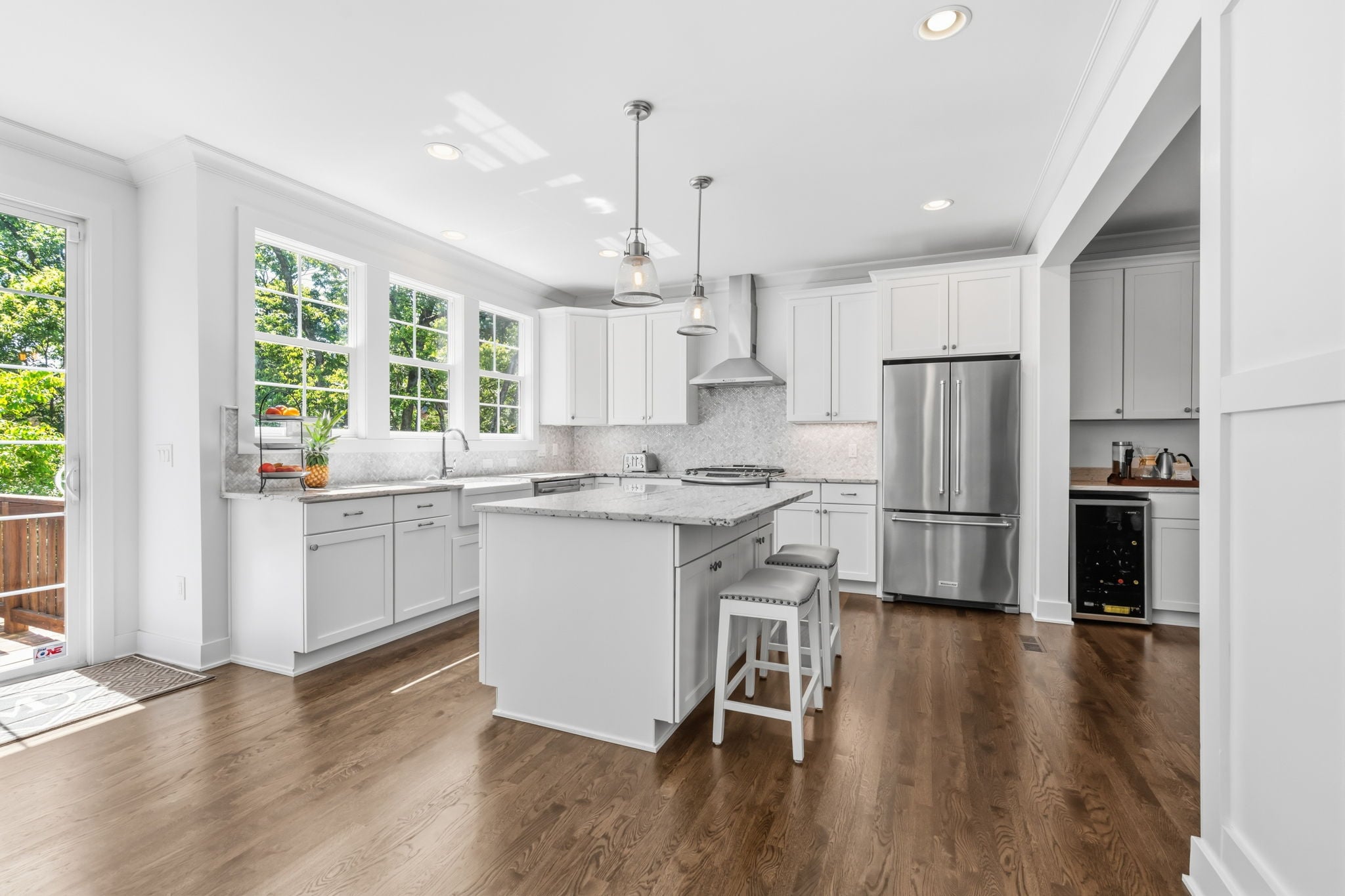 16-web-or-mls-7549 Cooper Rd-16