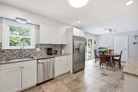 19-web-or-mls-9040 Fox Hunter Ln-19
