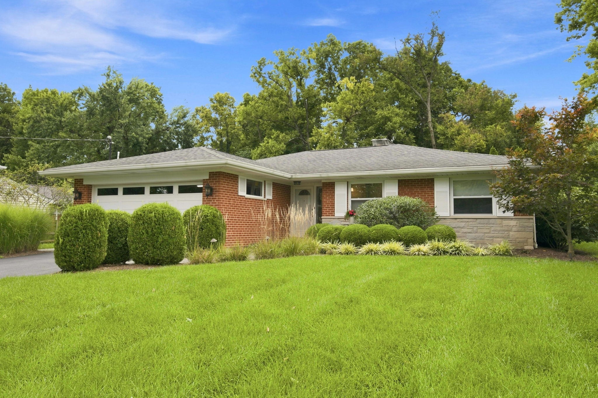 2-web-or-mls-6643 Apache Cir-2