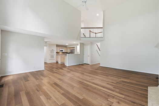 20-web-or-mls-12100 Deer Chase Dr-20