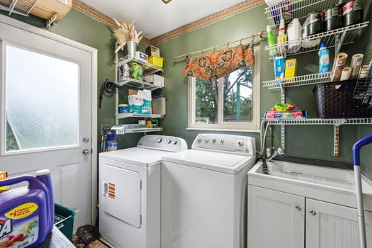 20-web-or-mls-7088 Pickway Dr-20