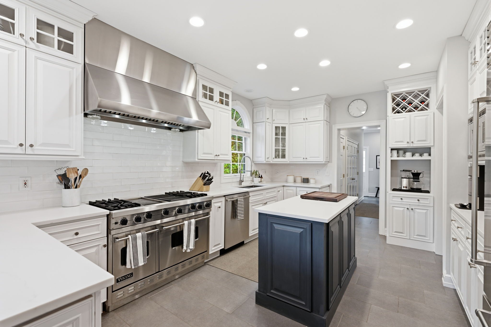 21-web-or-mls-6322 Grand Vista Ave-21