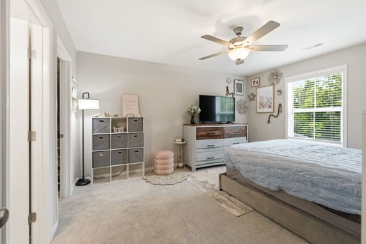 22-web-or-mls-588 Foxhill Dr-22