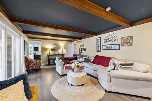 22-web-or-mls-7088 Pickway Dr-22