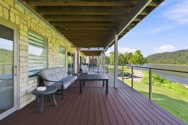 23-web-or-mls-5739 Sanctuary Pl-23