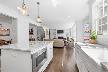 23-web-or-mls-7549 Cooper Rd-23