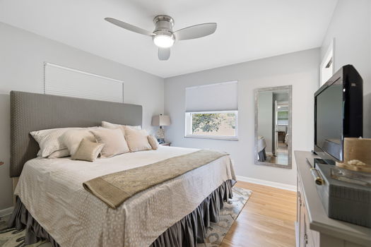 25-web-or-mls-6643 Apache Cir-25