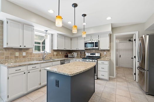 25-web-or-mls-7097 Maple Creek Dr-25
