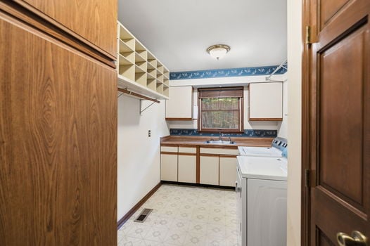 27-web-or-mls-4427 Bromyard Ave-27