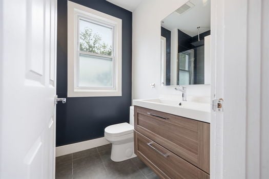28-web-or-mls-2560 Hackberry St-28