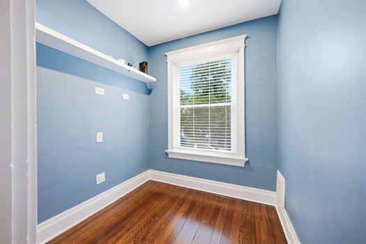36-web-or-mls-2560 Hackberry St-36
