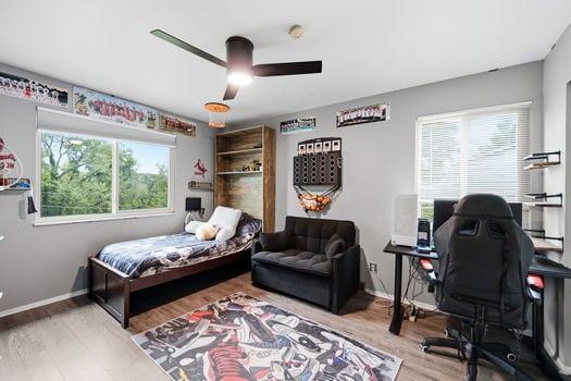 36-web-or-mls-7088 Pickway Dr-37
