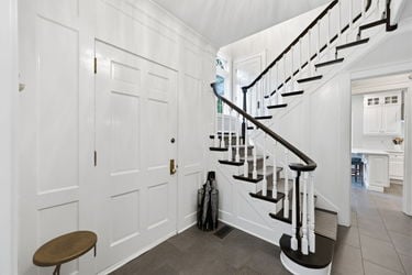 4-web-or-mls-6322 Grand Vista Ave-4