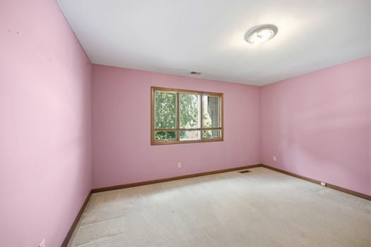 42-web-or-mls-4427 Bromyard Ave-42