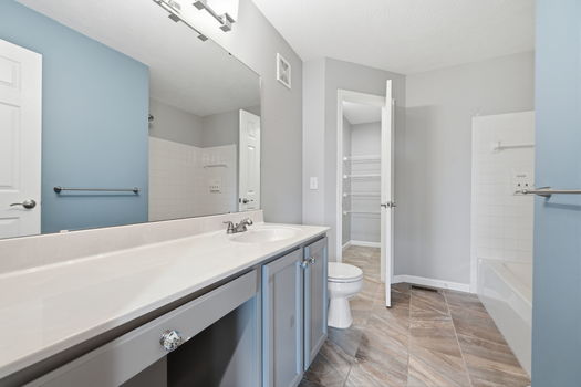 43-web-or-mls-12100 Deer Chase Dr-43
