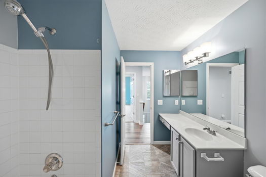 45-web-or-mls-12100 Deer Chase Dr-45