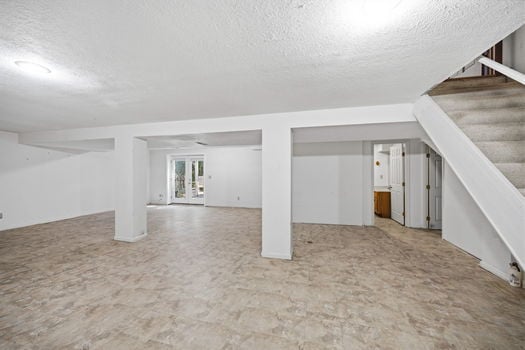 48-web-or-mls-4427 Bromyard Ave-48