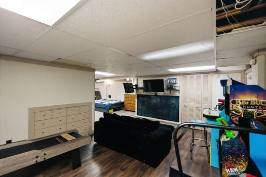 48-web-or-mls-7088 Pickway Dr-49