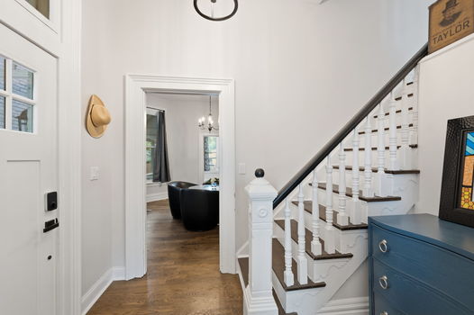 5-web-or-mls-1533 Holman St-5