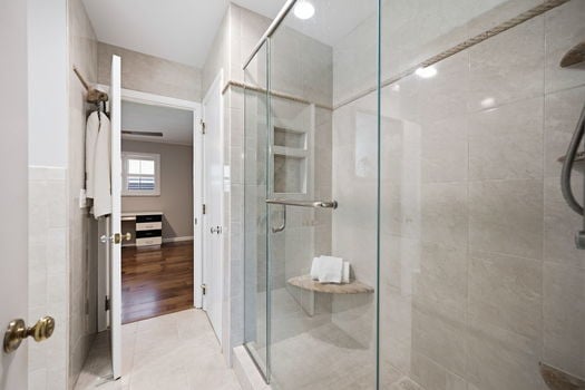 54-web-or-mls-1215 Cutter St-43