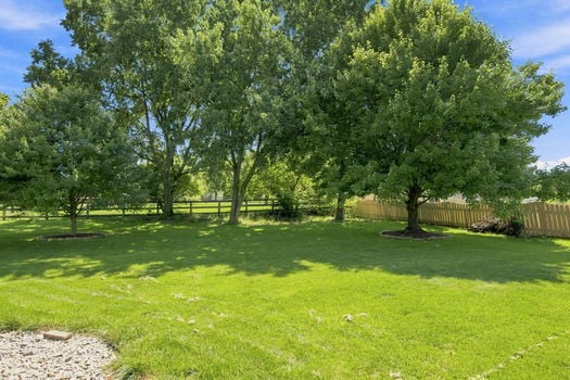 58-web-or-mls-7097 Maple Creek Dr-58