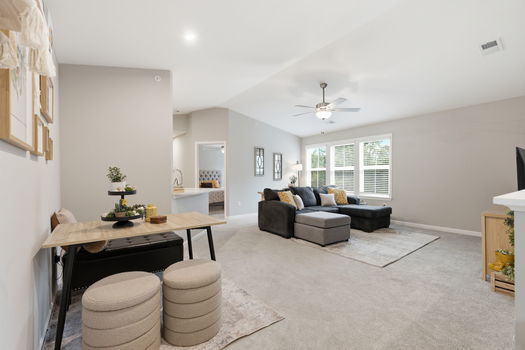 6-web-or-mls-588 Foxhill Dr-6