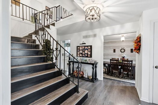 6-web-or-mls-7088 Pickway Dr-6