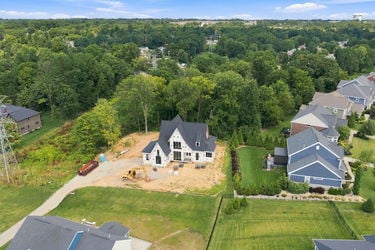 6-web-or-mls-9867 Kensington Ln-6