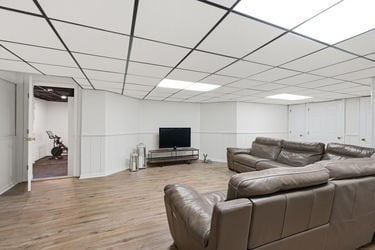 60-web-or-mls-6322 Grand Vista Ave-60