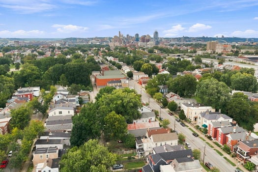 66-web-or-mls-1533 Holman St-66