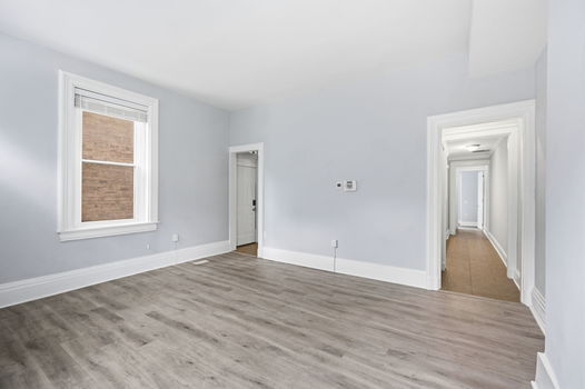 7-web-or-mls-2281 Loth St-7