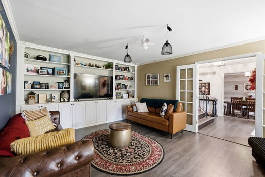 7-web-or-mls-7088 Pickway Dr-7