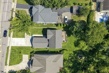 79-web-or-mls-7549 Cooper Rd-79