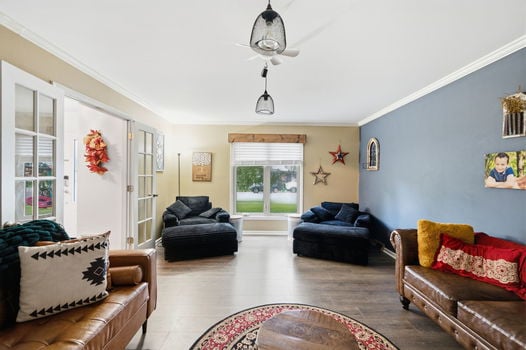 8-web-or-mls-7088 Pickway Dr-8
