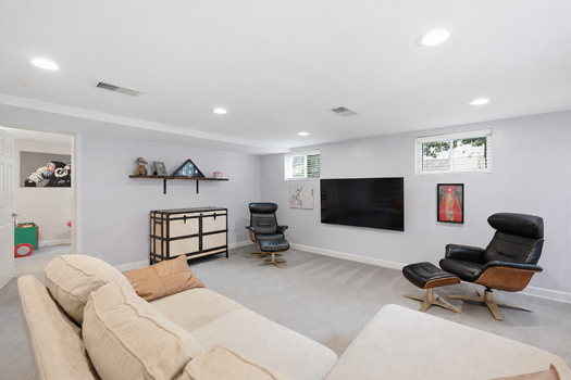 family room 3