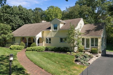 1-web-or-mls-6626 Rollaway Rd