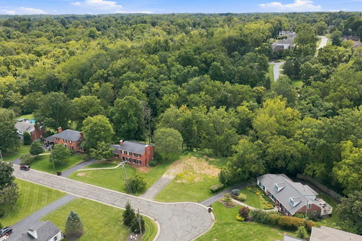 10-web-or-mls-8800 Sandymar Dr-10