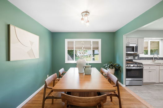 10-web-or-mls-979 Hilliard Dr-9