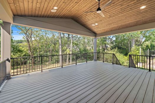 11-Covered Back Deck