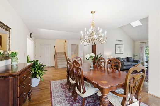 15-web-or-mls-6865 Fox Hill Ln-15
