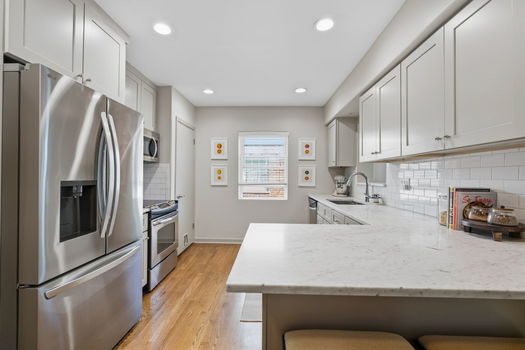 15-web-or-mls-7721 Naomi Ave-15