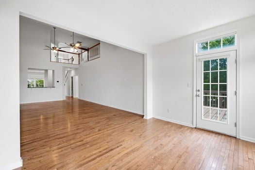 17-web-or-mls-7515 Ribbon Falls Ln-17