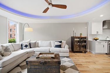 21-web-or-mls-208 Wade St-21