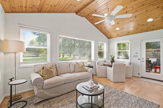 26-web-or-mls-7721 Naomi Ave-26
